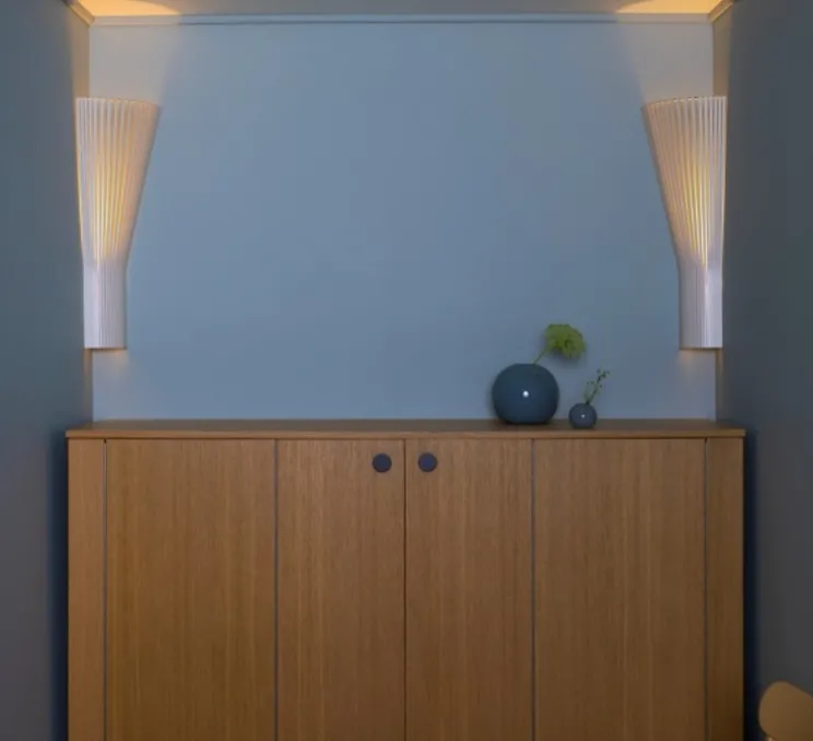 Applique d'angle, Secto 4236, blanc, sans câble Ø26cm, H60cm - Secto Design