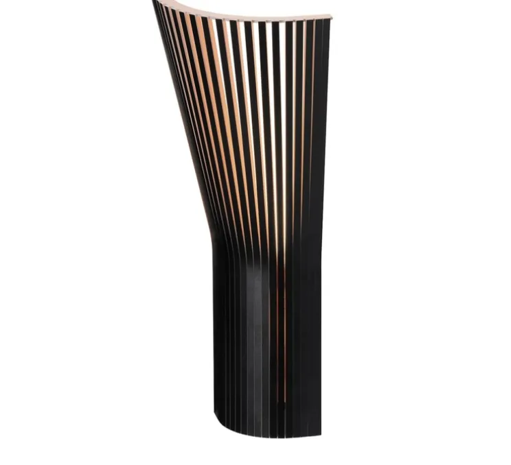 Applique d'angle, Secto 4237 Small, noir, sans câble, Ø21cm, H45cm - Secto Design