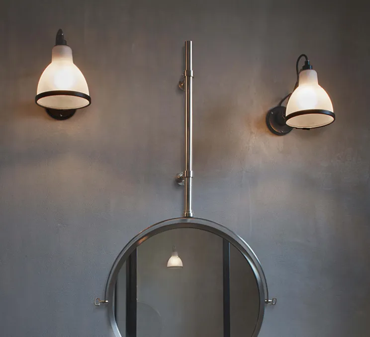 Applique de salle de bain, Lampe Gras N°304 Bathroom CLII, noir et blanc, L14,6cm, H15cm - DCW