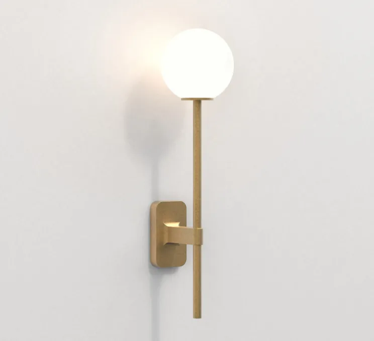 Applique de salle de bain, Tacoma Single Grande, laiton antique, abat-jour Tacoma Glass, opalin, IP44, L13,5cm, H53,2cm - Astro Lighting