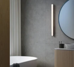 Applique murale, Atticus 900, chrome, IP44, LED, dim, 3000K, 976 lm, L5cm, H90cm - Astro