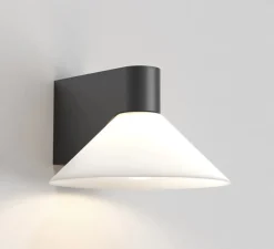 Applique murale, Conic, noir mat, IP44, L20,8cm, H13,4cm - Astro