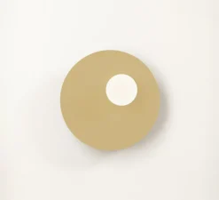 Applique murale, Disc and Sphere Asymmetrical, laiton, base noire, Ø23cm, H23cm - Atelier Areti