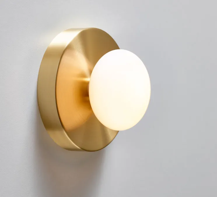 Applique murale, Dot 1x, Blanc et laiton brossé, Ø15cm, H10cm - SkLO Studio