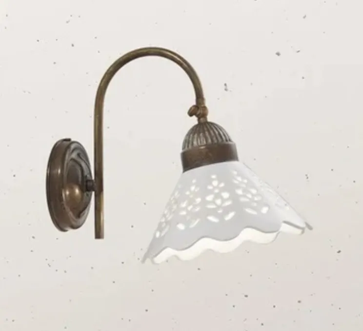 Applique murale, Fior Di Pizzo 19, laiton vieilli, porcelaine blanche, L18cm, H26cm - Il Fanale