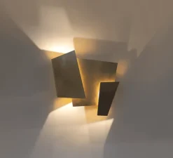 Applique murale, Folded, laiton, brossé et ciré, LED, 2700k, 560 lm, L18cm, H18cm - Ombre portée