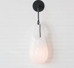 Applique murale, Hold 18, noir, L20cm, H66cm - SkLO Studio