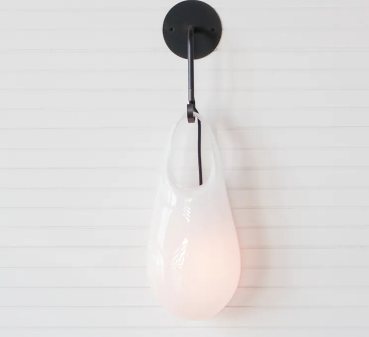 Applique murale, Hold 18, noir, L20cm, H66cm - SkLO Studio