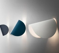 Applique murale, IO, bleu, IP40, LED, dim, 2700K, 700lm, L10,5cm, H16,5cm - Fontana Arte
