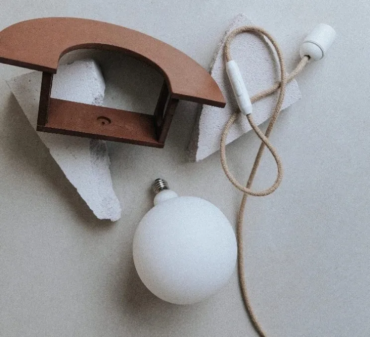 Applique murale, Joseph, câble court, châtaigne, L22cm, H30cm - Zuri