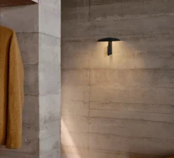 Applique murale, Konoha, noir, LED, 2700K, 137 lm, L27,4cm, H20,8cm - Marset