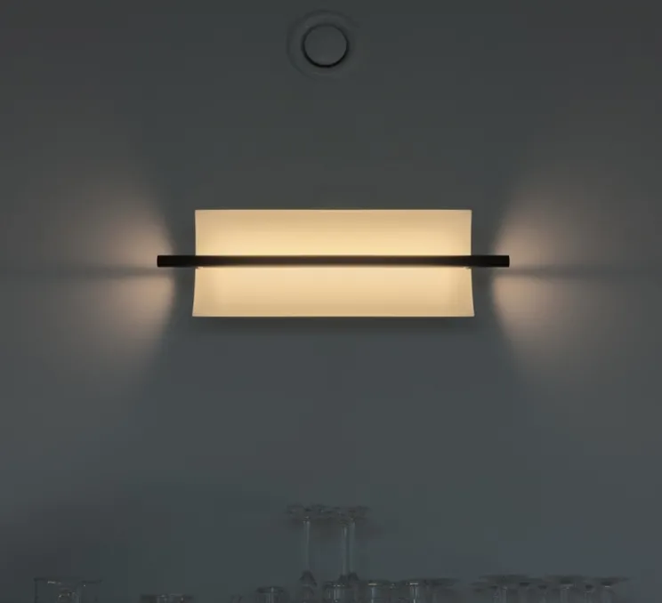 Applique murale, Lamina 45, noir et blanc, LED, dim, 2700K, 375 lm, L18cm, H58,7cm - Santa & Cole