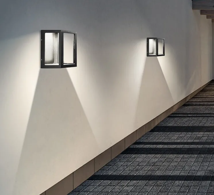 Applique murale, Lantern W2, noir, LED, L16cm, H20cm - Light Point