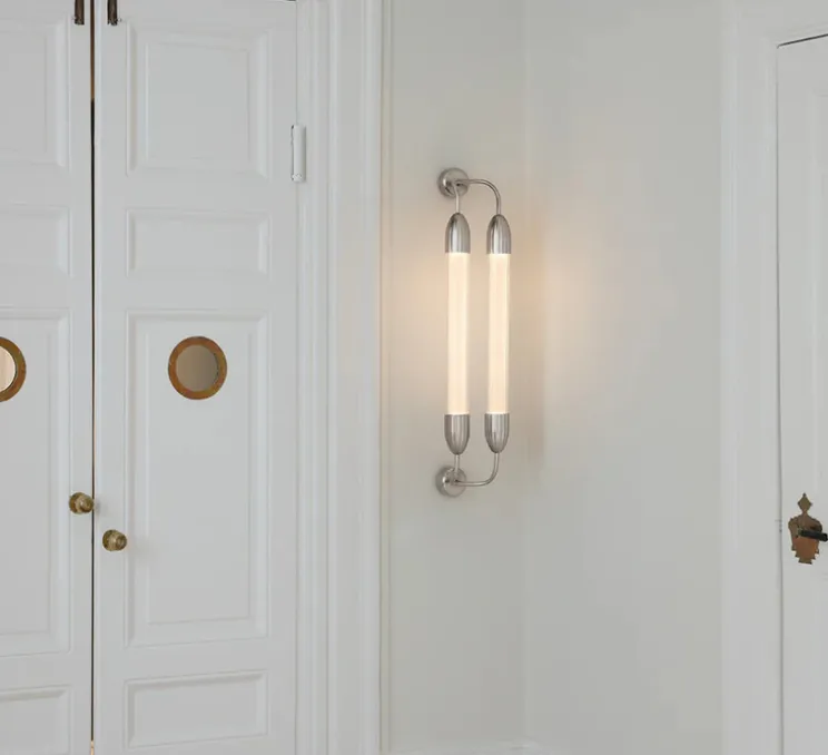 Applique murale, Lemon squeeze double short, acier poli, verre opalin, L18,5cm, H77cm - Umage