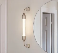 Applique murale, Lemon squeeze single short, laiton, verre opalin, L8cm, H77cm - Umage