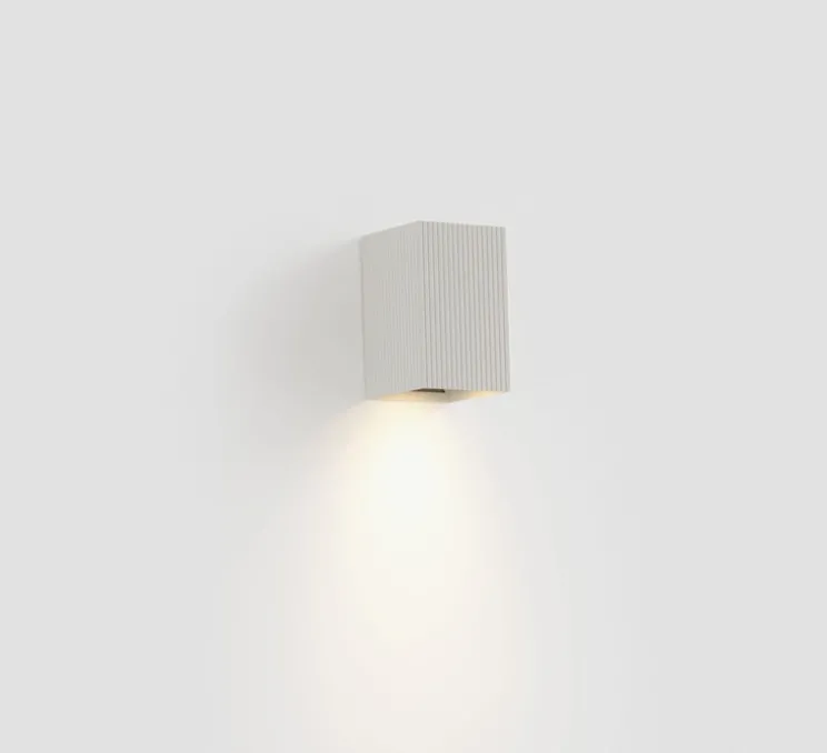 Applique murale, Lune 1L, cannelée, blanc, L8cm, H10cm - Faro