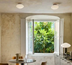 Applique murale ou plafonnier, Mist AP22, blanc opalin, IP44, L25cm, H25cm - Andtradition