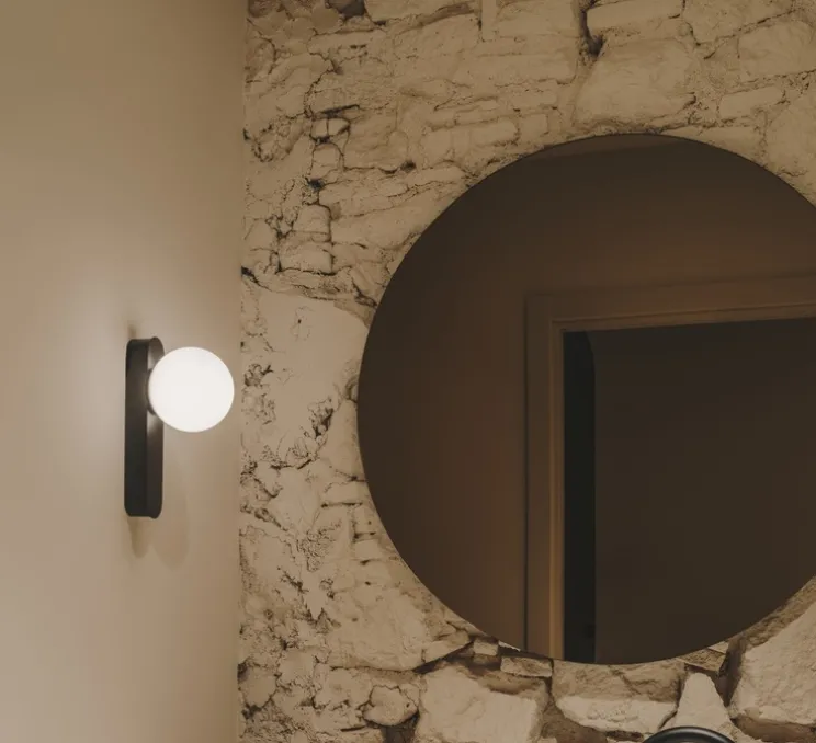 Applique murale, Perlina IP, noir, IP44, LED, dim, 3000K, 355 lm, Ø12cm, H23,7cm - LEDS C4