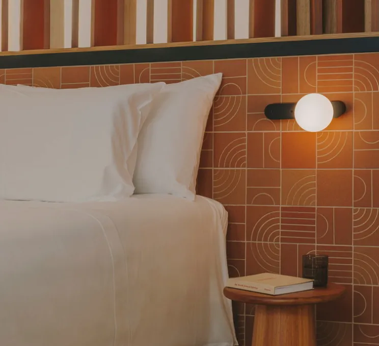 Applique murale, Perlina USB, noir, LED, dim, 3000K, 355 lm, Ø12cm, H23,7cm - LEDS C4