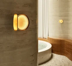 Applique murale, Poudrier, or, IP44, LED, dim, 2700K, 800 lm, L17,3cm, H19,5cm - DCW éditions Paris