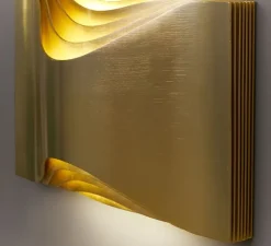 Applique murale, Respiro Wall M, or, LED, dim, 2700K, 1000 lm, L23cm, H14,5cm - DCW éditions Paris