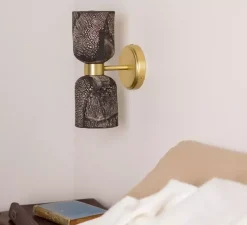 Applique murale, Sakura, argile noir, laiton satiné, L11cm, H29cm - Mullan Lighting