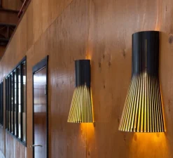 Applique murale, Secto 4231, noir, 3000K, 370lm, H45cm, L25cm - Secto Design