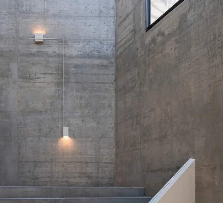 Applique murale, Structural 2617, gris clair, LED, dim, 3000K, 1416 lm, L84cm, H240cm - Vibia