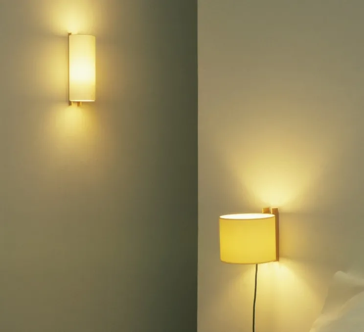 Applique murale, TMM Largo, hêtre, abat-jour beige, L12cm, H34cm - Santa & Cole