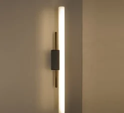 Applique murale, Tubus 50, laiton noirci, PLA fibre carbone, LED, dim, 2700K, 470lm, Ø3,2cm, H50cm - Contain