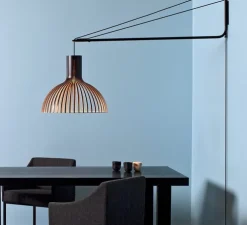 Applique murale, Varsi, noir, Victo, noyer, Ø56cm, L130 à 170cm - Secto Design