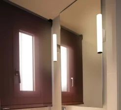 Applique murale, Volga 310, chrome, IP44, LED, 3000K, 469lm, Ø4cm, H31cm - FARO