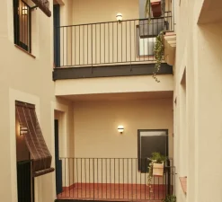 Applique murale, Wally Cestita, noir, IP54, Ø22cm, H24cm - Santa & Cole