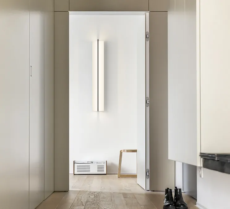 Applique ou plafonnier, Kontur 6416, blanc et noir, LED, 2700K, 2907lm, L20cm, H122cm - Vibia