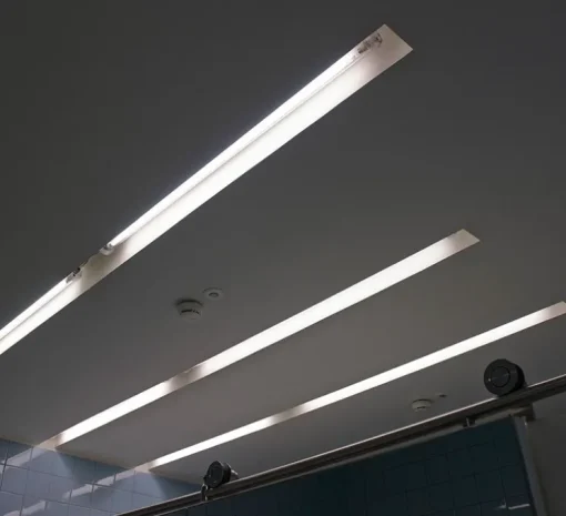 Applique ou plafonnier, Tubo 50 LED, blanc, transparent, IP67, dim, 2700K, 4475 lm, L147,2cm, H6,7cm - O/M Light