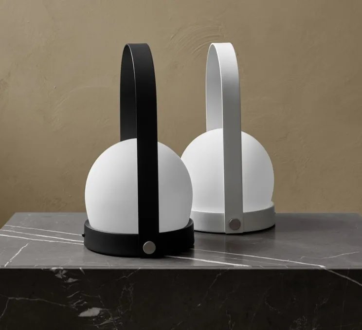 Baladeuse, d'extérieur, Carrie, noir, IP44, LED, dim, 2700K, 250 lm, Ø13,5cm, H24,5cm - Audo Copenhagen