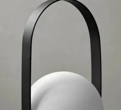 Baladeuse, d'extérieur, Carrie, noir, IP44, LED, dim, 2700K, 250 lm, Ø13,5cm, H24,5cm - Audo Copenhagen