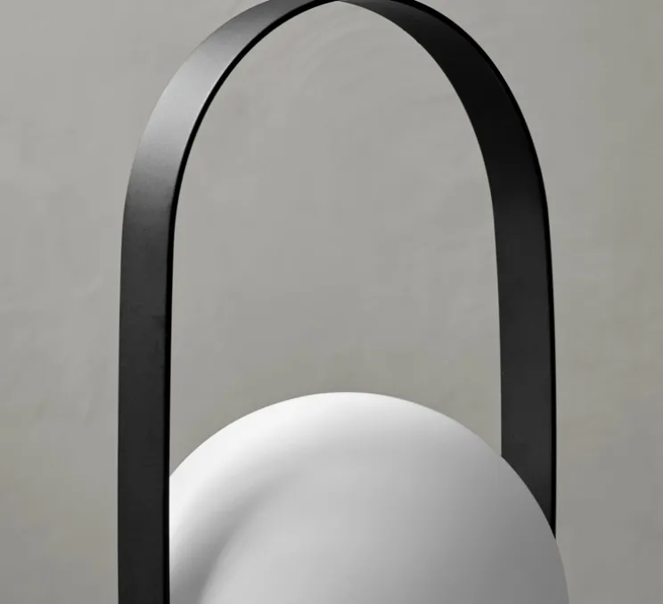 Baladeuse, d'extérieur, Carrie, noir, IP44, LED, dim, 2700K, 250 lm, Ø13,5cm, H24,5cm - Audo Copenhagen