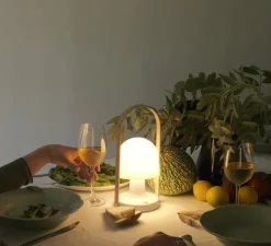 Baladeuse, Follow me, blanc, LED,2700K, 135lm Ø12,3cm, H28,8cm - Marset