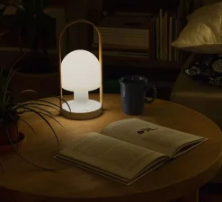 Baladeuse, Follow me, blanc, LED,2700K, 135lm Ø12,3cm, H28,8cm - Marset