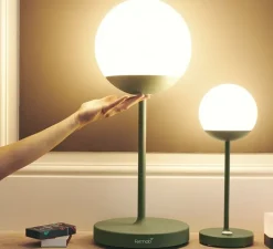 Baladeuse, Lampe à poser, d'extérieur H63 Mooon! , vert cactus, IP44, dim, 3000K-6000K, 500lm, Ø25cm, H63cm - Fermob