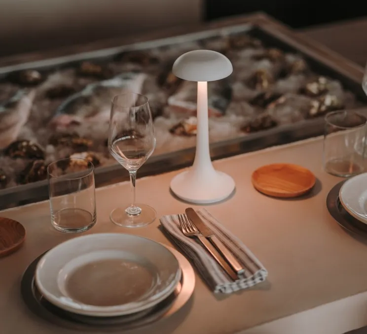 Baladeuse, Portobello, blanc, IP44, LED, dim, 2700K, 137 lm, Ø12cm, H26,5cm - LEDS C4