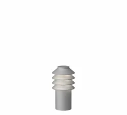 Borne, Bysted Garden courte, Aluminium granité, IP65, LED, 2700K, lm, Ø13,2cm, H25,4cm - Louis Poulsen