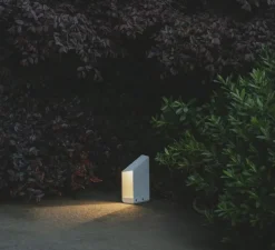 Borne, Domus B26, blanc, IP65, LED, 2700K, 505 lm, L14cm, H26cm - Marset