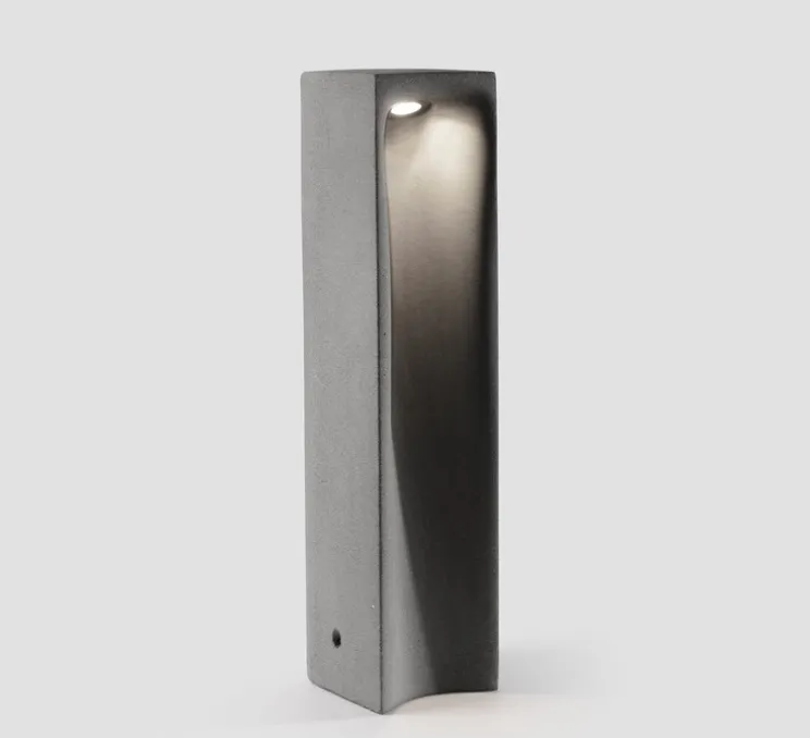 Borne, Grot 700, béton, IP55, LED, 2700K, 77 lm, L15,8cm, H70cm - Faro