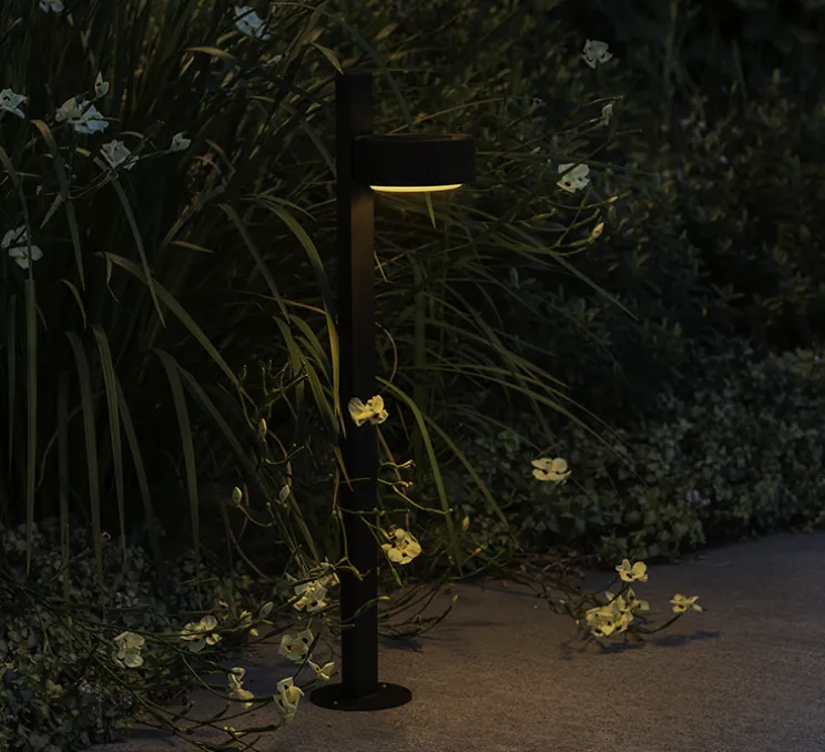 Borne, Plaff-on! B IP65, noir, IP65, LED, 2700K, 571 lm, Ø16cm, H75,5cm - Marset