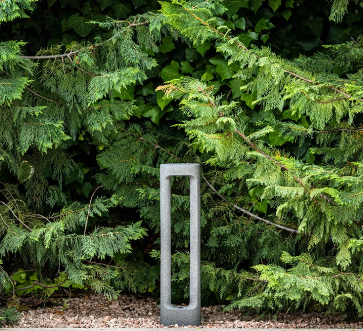 Borne, Totem 611, gris, IP55, LED, 3000K, 370 lm, L15cm, H61,1cm - Faro