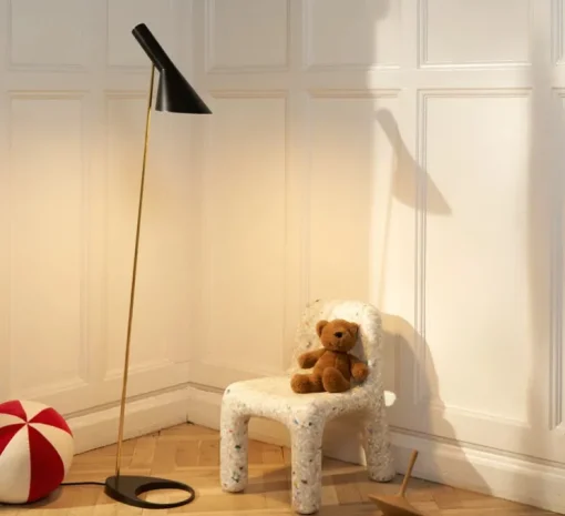 Lampadaire, AJ, noir, laiton, L32,5cm, H130cm - Louis Poulsen