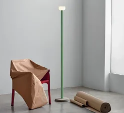 Lampadaire, Bellhop, vert, LED, 2700K, 1023lm, Ø26cm, H178cm - Flos