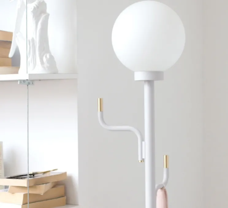 Lampadaire, Big Darling, porte manteaux, blanc, Ø34cm, H185cm - Swedish Ninja